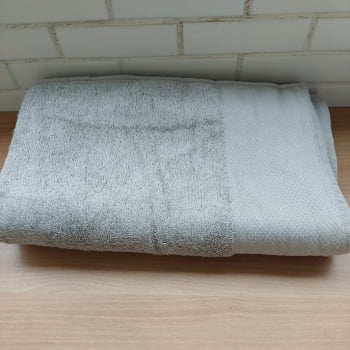 Toalha de banho - cinza- 100% algodão  - 530 gr m ³  - IC TExtil (70cm x1,40cm)  