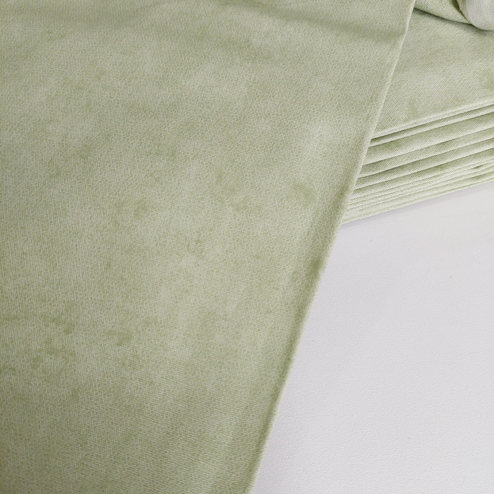 Tecido tricoline - estonado Maca Verde - Cris Mazzer   (50x1,50cm)   